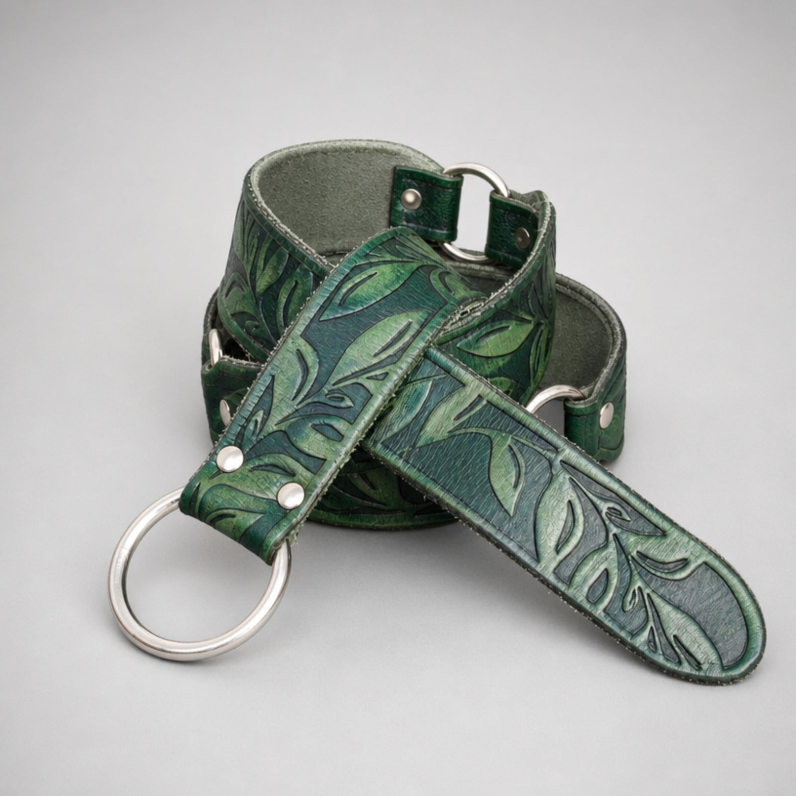 Handcrafted Embossed O-Ring Floral Leather Belt, Green