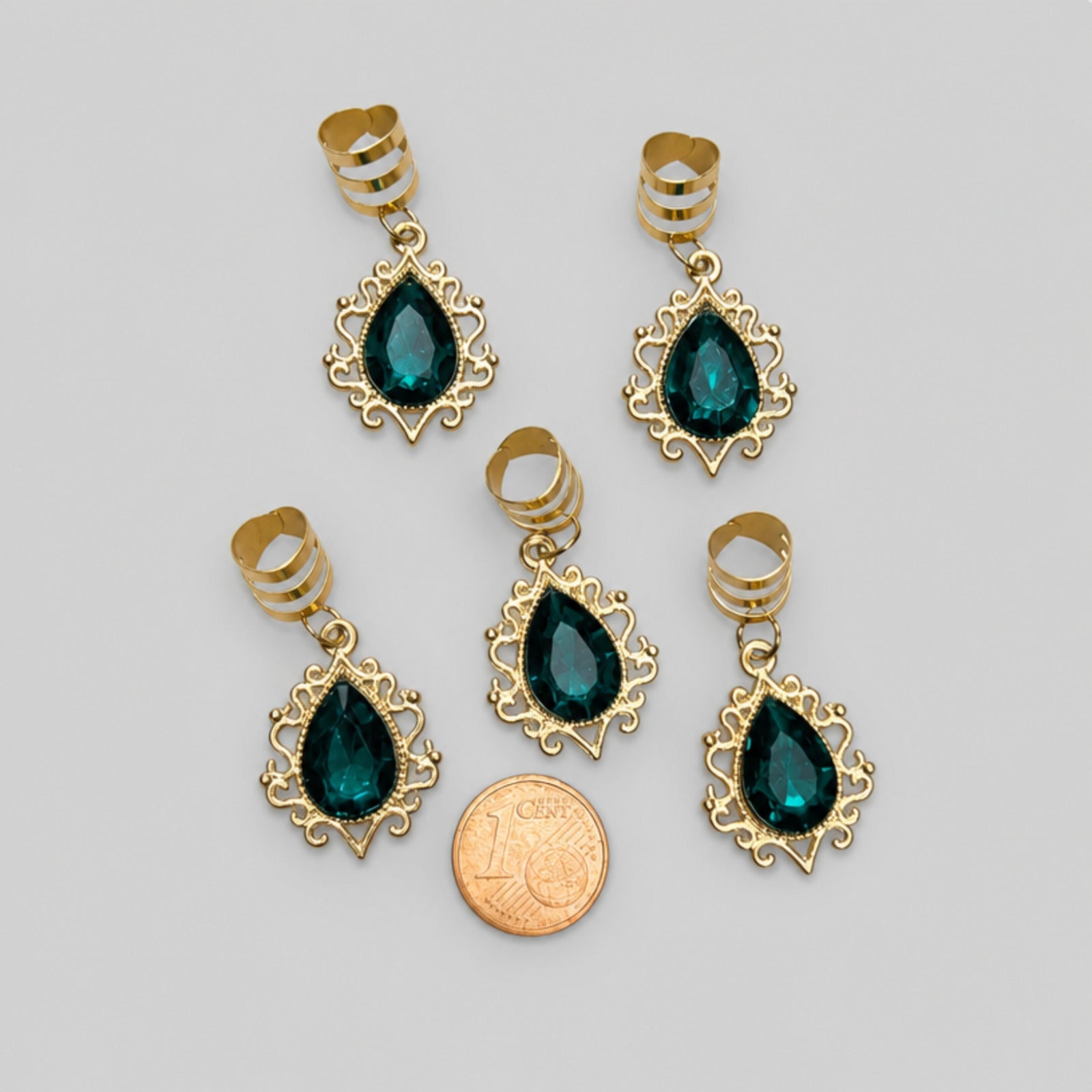 5 Pcs Multi Colour Filigree Hair Pendant, Green