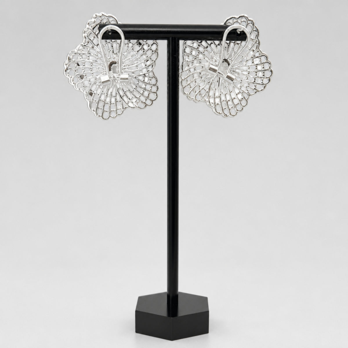 Handmade filigree earrings, Silver