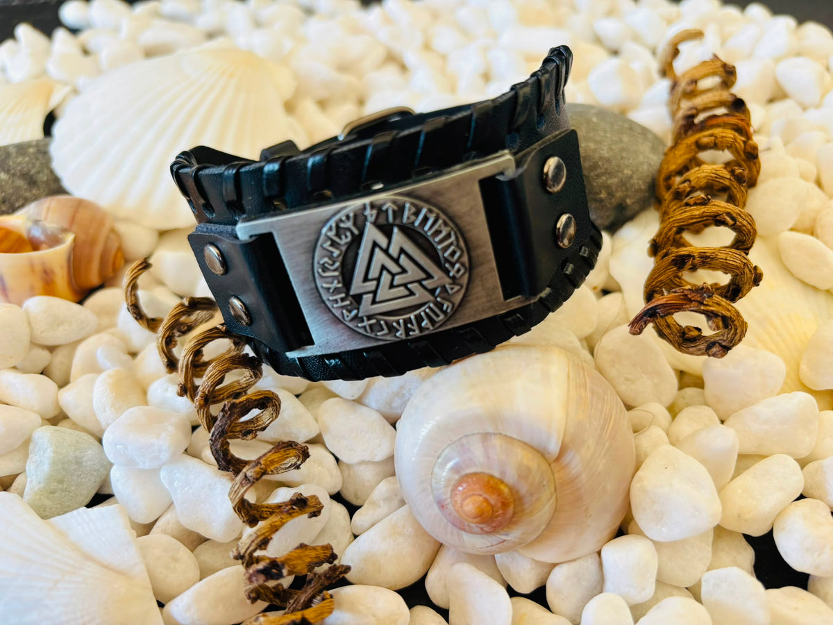 Valknut  Bracelet Leather Black with Runes, Silver